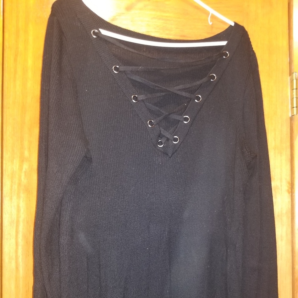 Sweater - Picture 2 of 2